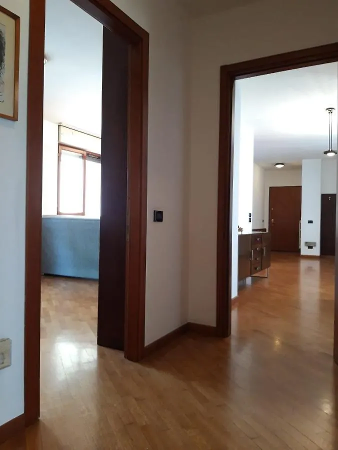 Bedandbreakfast Eni Torri Lombarde San Donato Bbqueen San Donato Milanese 0*,  Italy