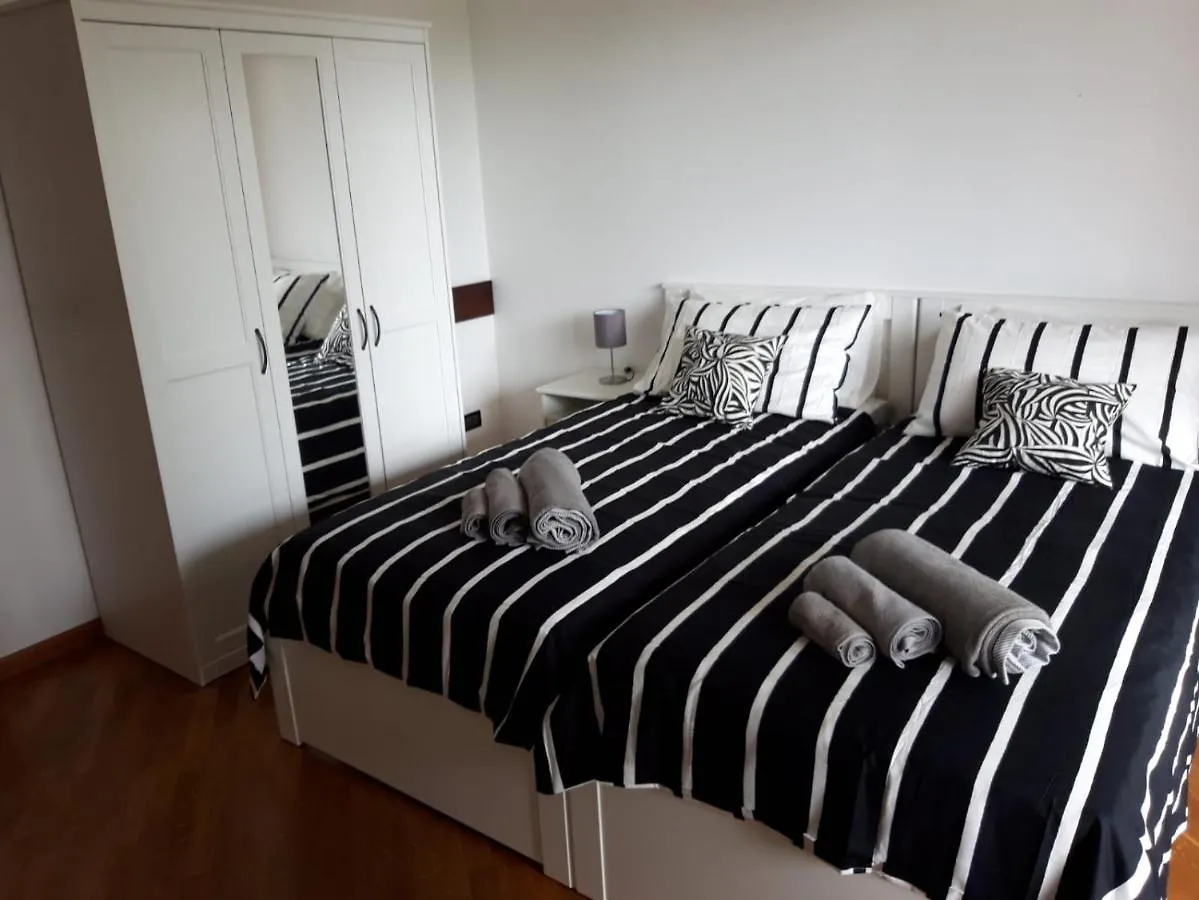 Bedandbreakfast Eni Torri Lombarde San Donato Bbqueen San Donato Milanese Guest house