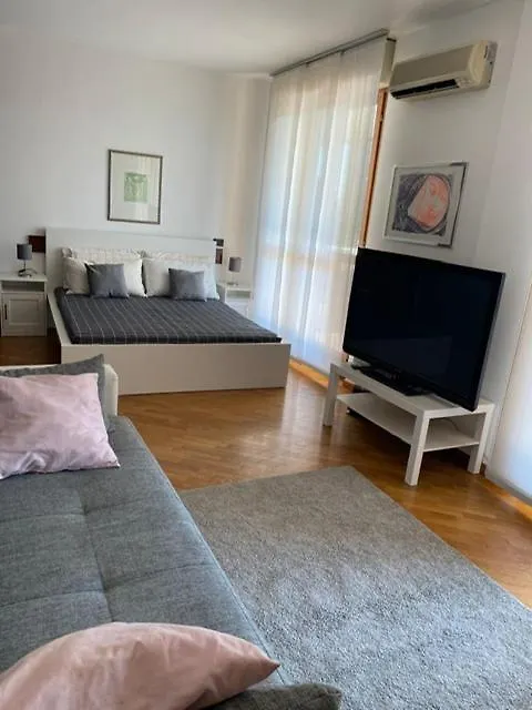 Bedandbreakfast Eni Torri Lombarde San Donato Bbqueen San Donato Milanese