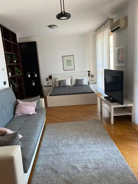 Bedandbreakfast Eni Torri Lombarde San Donato Bbqueen San Donato Milanese Italy