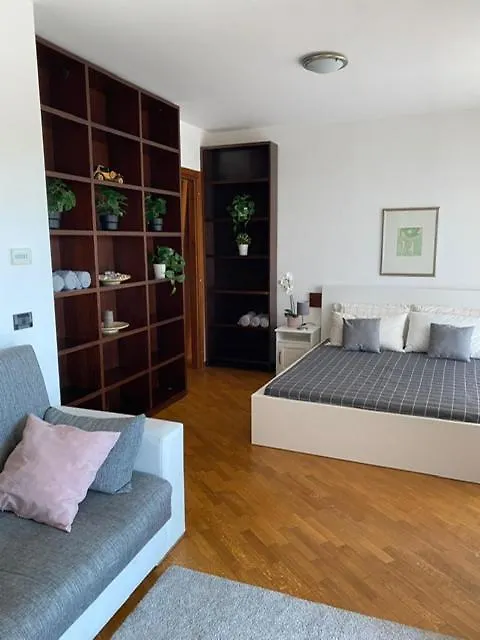 Bedandbreakfast Eni Torri Lombarde San Donato Bbqueen San Donato Milanese