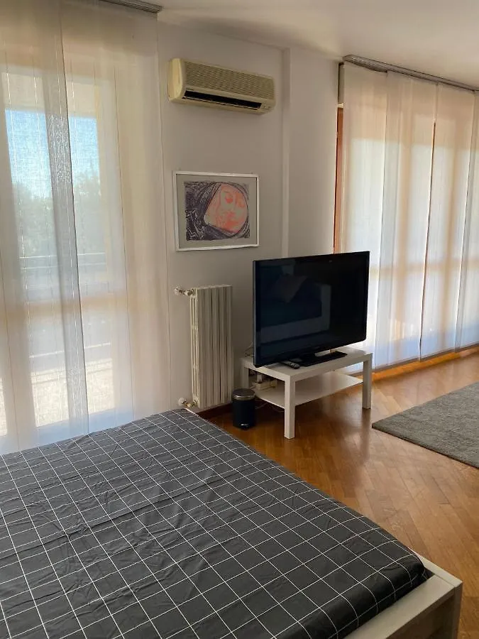 Guest house Bedandbreakfast Eni Torri Lombarde San Donato Bbqueen San Donato Milanese