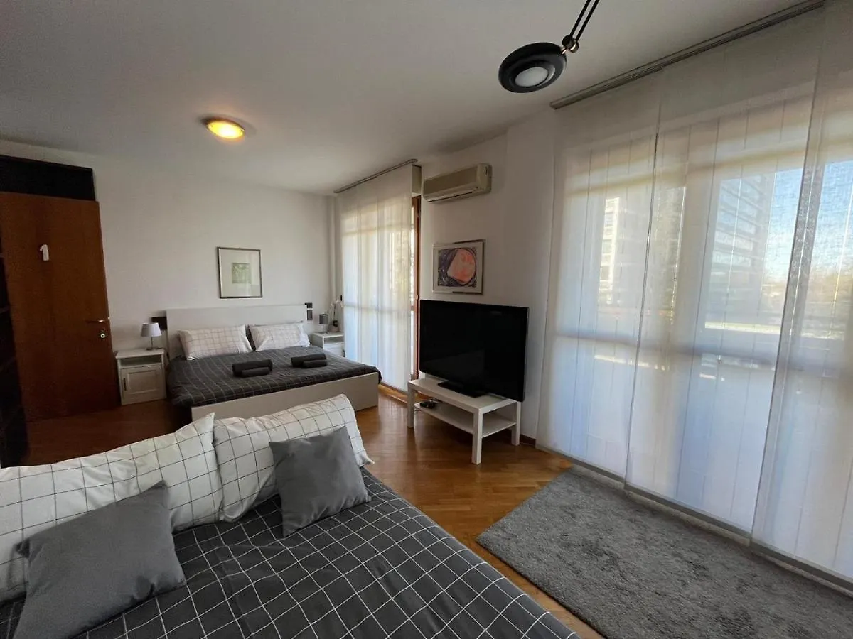 Bedandbreakfast Eni Torri Lombarde San Donato Bbqueen San Donato Milanese
