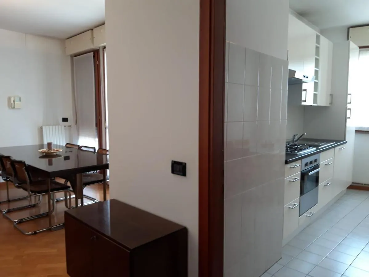 Guest house Bedandbreakfast Eni Torri Lombarde San Donato Bbqueen San Donato Milanese
